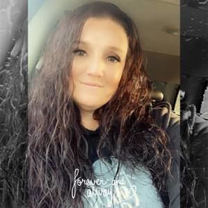 Meet your Posher, Ola renae